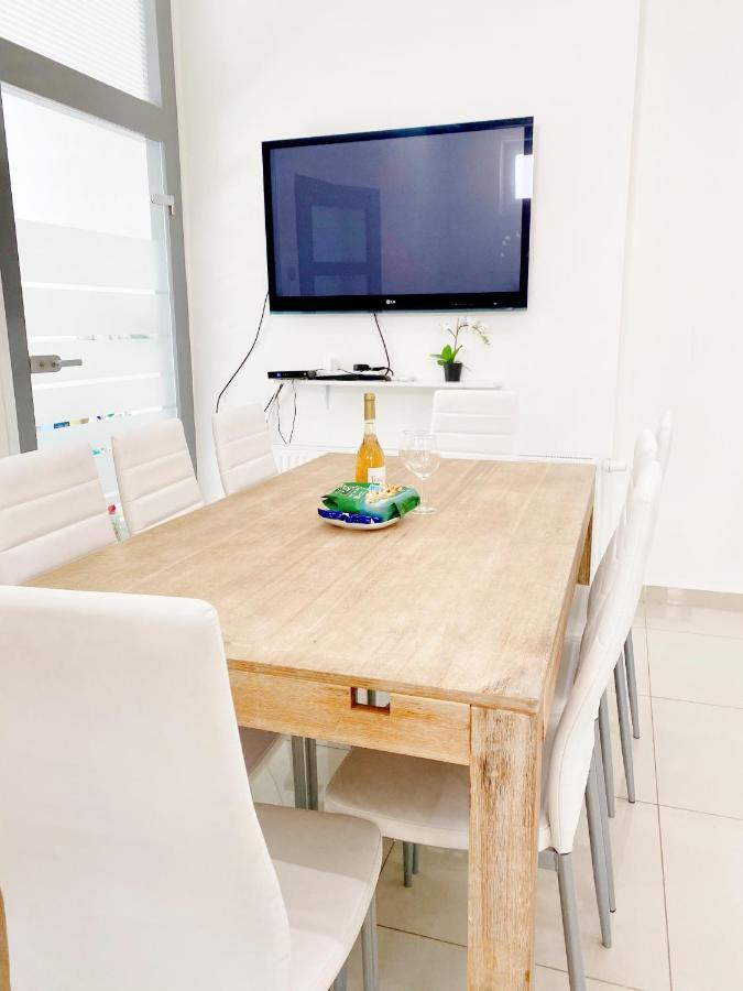 Luxury Apartment In The Centre Ac Parking Garden 부다페스트 외부 사진