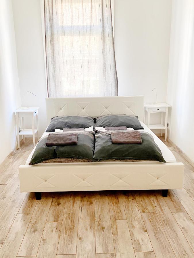 Luxury Apartment In The Centre Ac Parking Garden 부다페스트 외부 사진