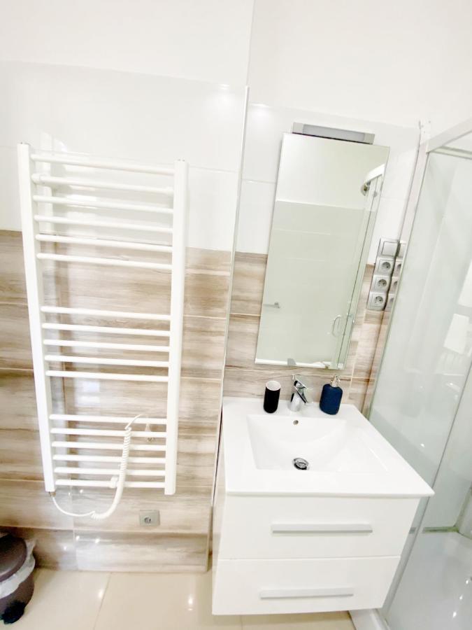 Luxury Apartment In The Centre Ac Parking Garden 부다페스트 외부 사진
